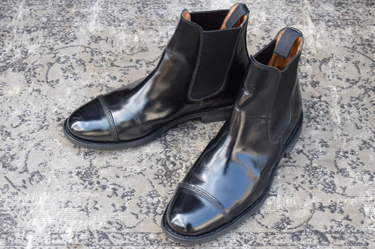 【美品】SANDERS サンダース 1140B MILITARY CAP TOE CHELSEA BOOT ミリタリー サイドゴア チェルシーブーツ 黒 ブラック UK7 / 26.0～26.5cm【W3354】