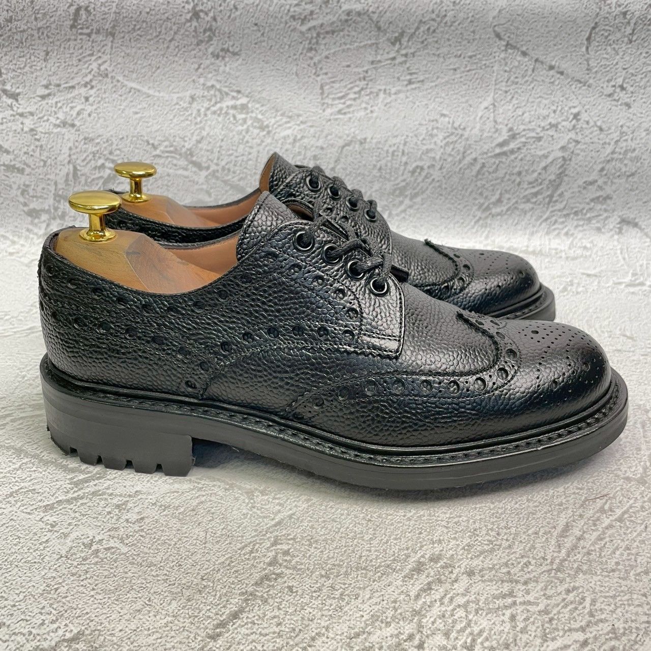 【未使用】JOSEPH CHEANEY&SONS ジョセフチーニーアンドサンズ AVON エイボンC ウィング 外羽根 フルブローグ メダリオン 黒 ブラック UK5 / 24cm【W3374】