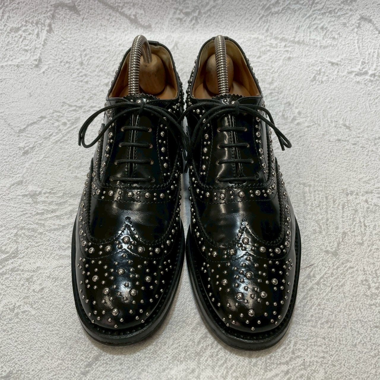 【美品】CHURCH'S チャーチ BURWOOD MET バーウッドメット ウイング 内羽根 スタッズ プラダ 黒 ブラック EU35.5 / 約22.5cm【W3356】