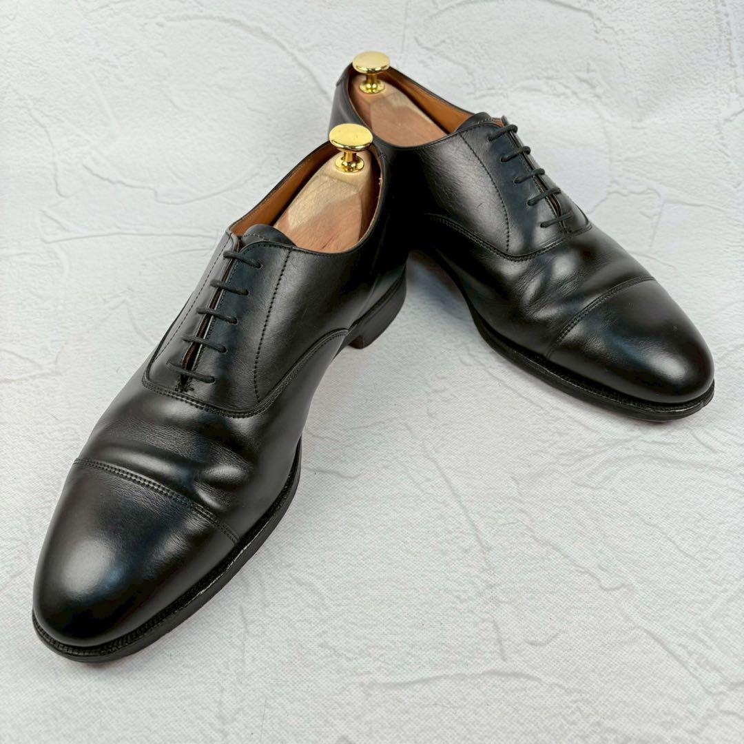 【良品】クロケットアンドジョーンズ ストレート 内羽根 黒 8E 別注 ビジネス [W3220]