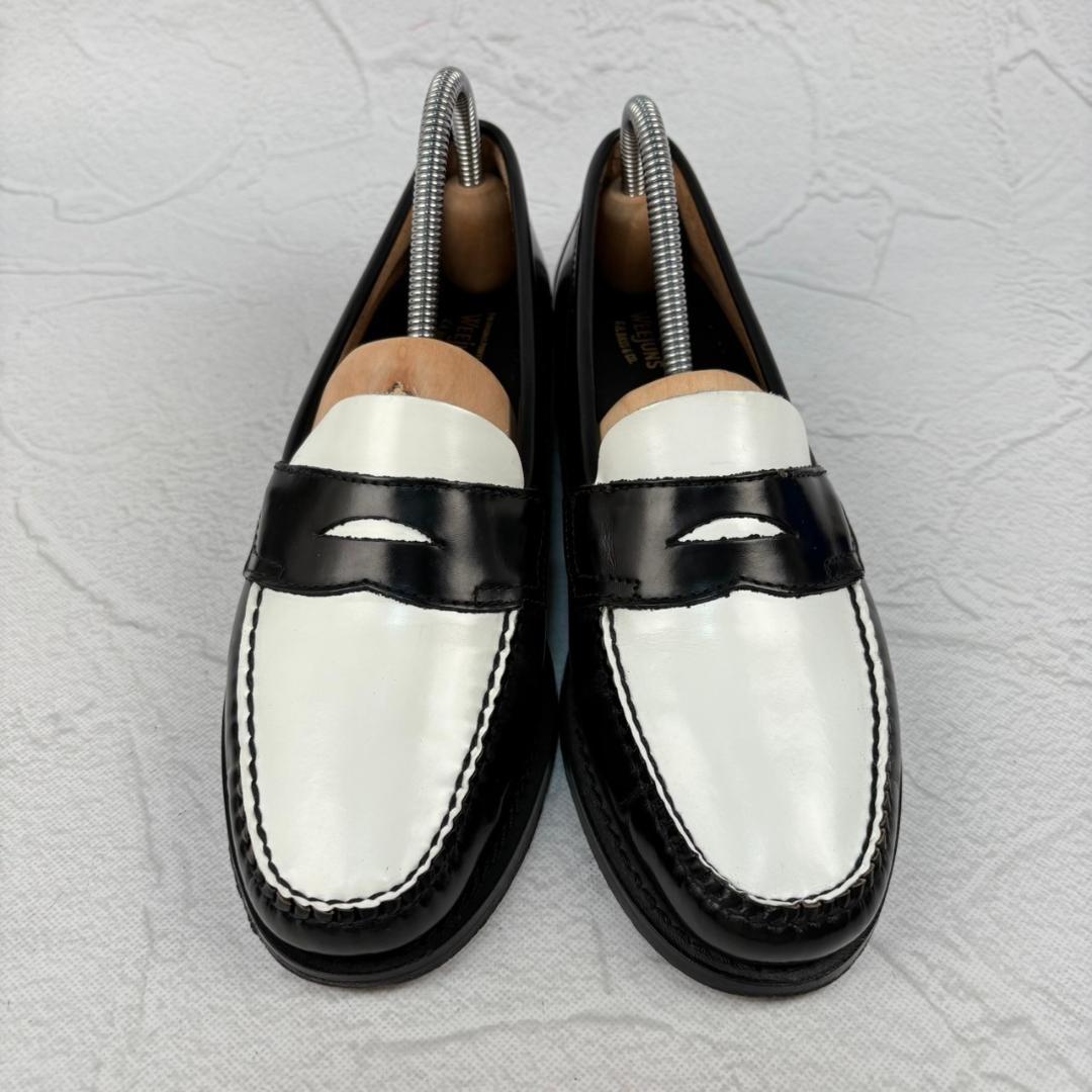 【美品】ジーエイチバス ローガン バイカラー コインローファー 黒白 ６ [W3117]