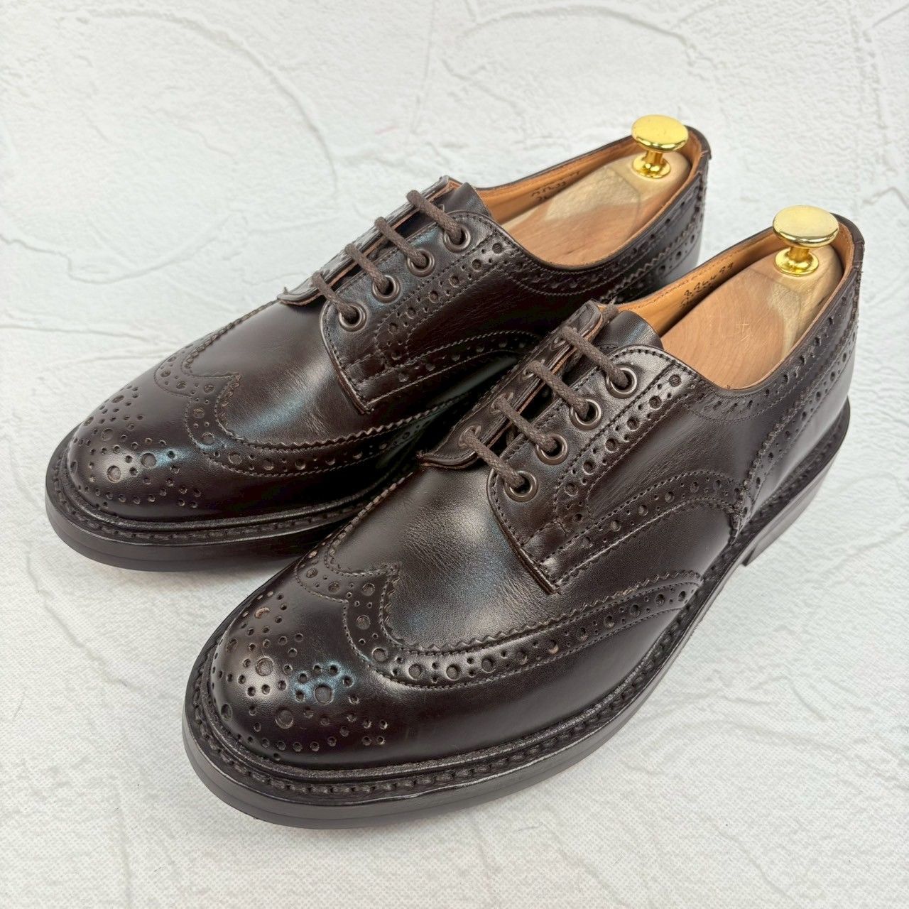 【極美品】Tricker’s トリッカーズ M5633 BOURTON バートン ウイング 外羽根 ダイナイト 濃茶 UK7.5 / 26cm [W3298]