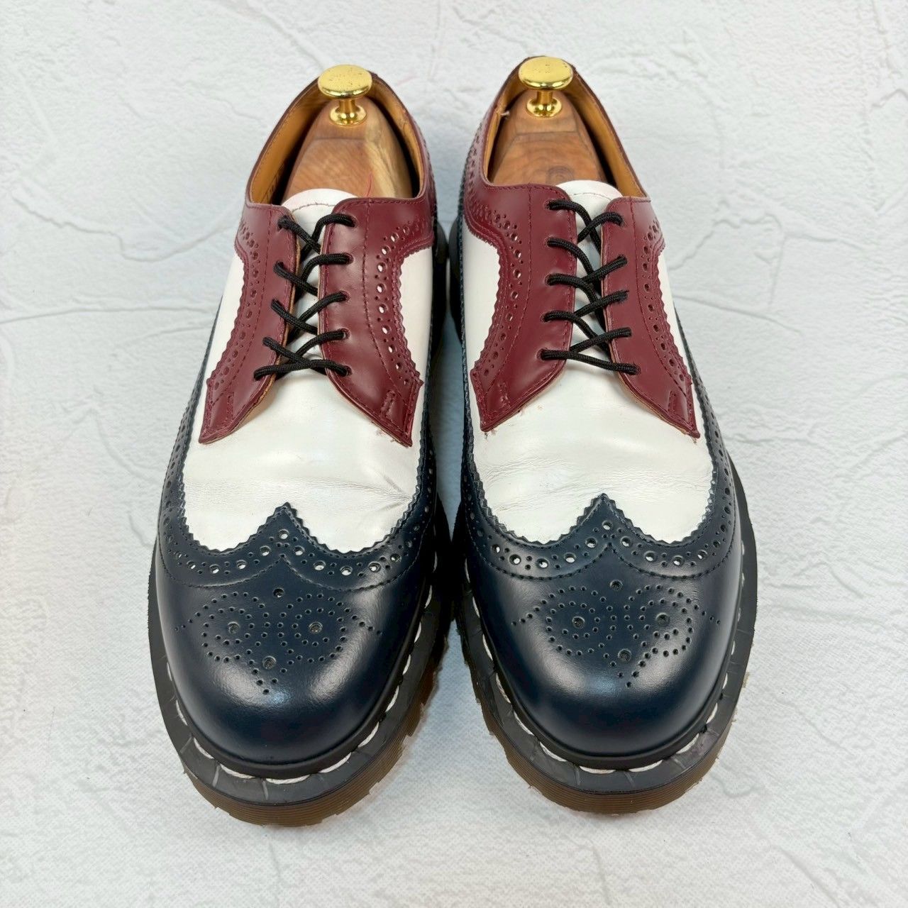 【良品・BEAMS別注】Dr.Martens ドクターマーチン 13411 3ホール トリコカラー ウイング メダリオン 外羽根 白 紺 赤茶 UK9 / 28cm [W3332]