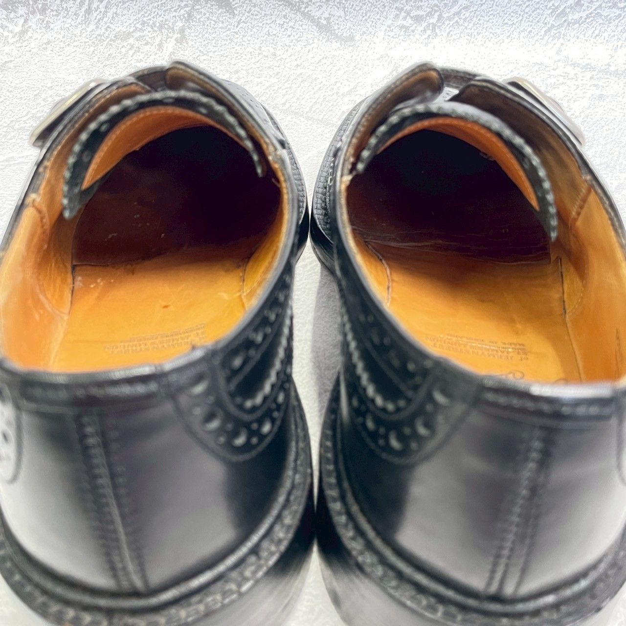 【美品】Tricker’s トリッカーズ Burton バートン メリージェーン ウィング 外羽根 ストラップ シルバー金具 黒 ブラック BLACK UK8 / 26.5cm【W3361】