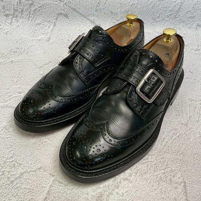 【美品】Tricker’s トリッカーズ Burton バートン メリージェーン ウィング 外羽根 ストラップ シルバー金具 黒 ブラック BLACK UK8 / 26.5cm【W3361】
